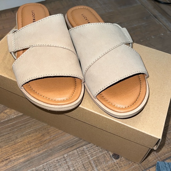 Lucky brand sandals - Picture 4 of 10